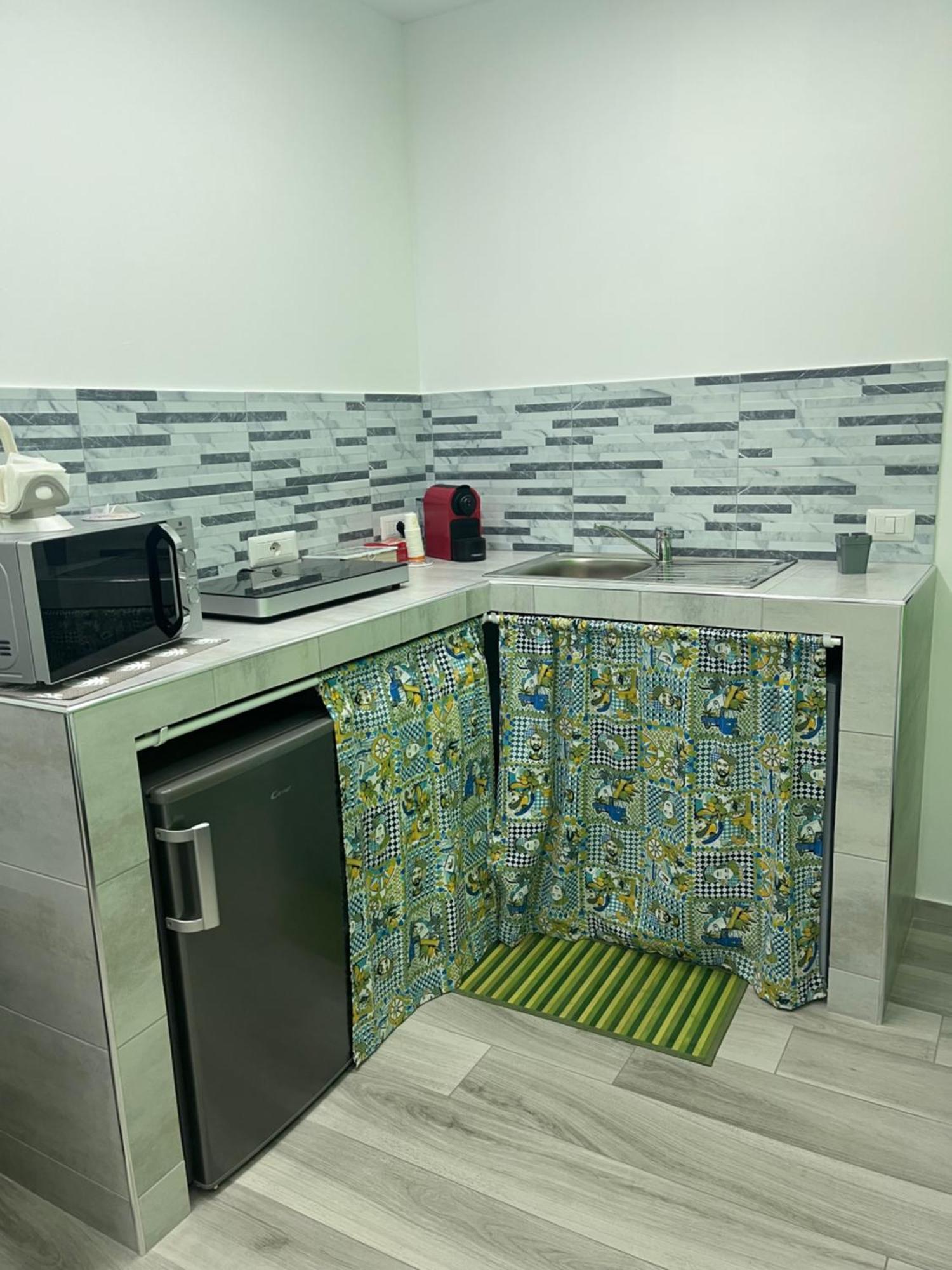 Appartamento La Maddalena House Aeroporto di Catania Fontana Rossa Esterno foto